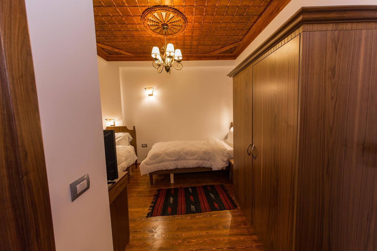 Hotel Onufri Берат Екстериор снимка
