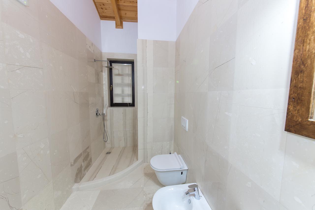 Hotel Onufri Берат Стая снимка