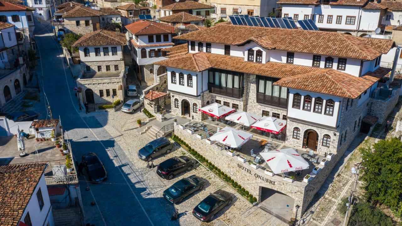 Hotel Onufri Берат Екстериор снимка